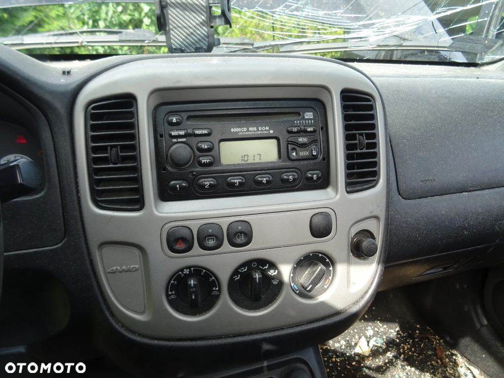 FORD MAVERICK PAS PRZEDNI MASKA LAMPA ZDERZAK BLOTNIK CZESCI ROZNE - 8