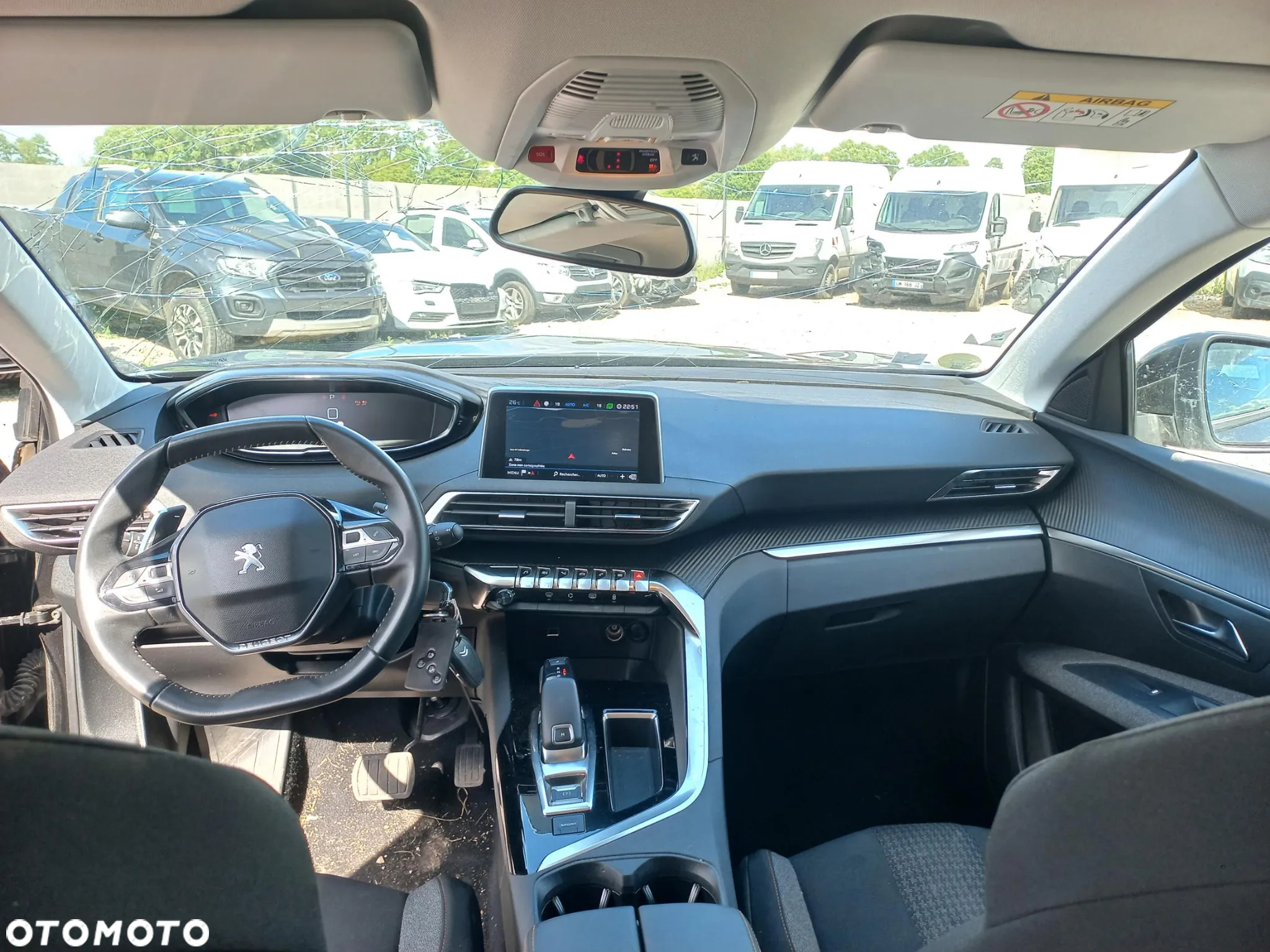 Peugeot 3008 1.5 BlueHDi Allure Pack S&S EAT8 - 9