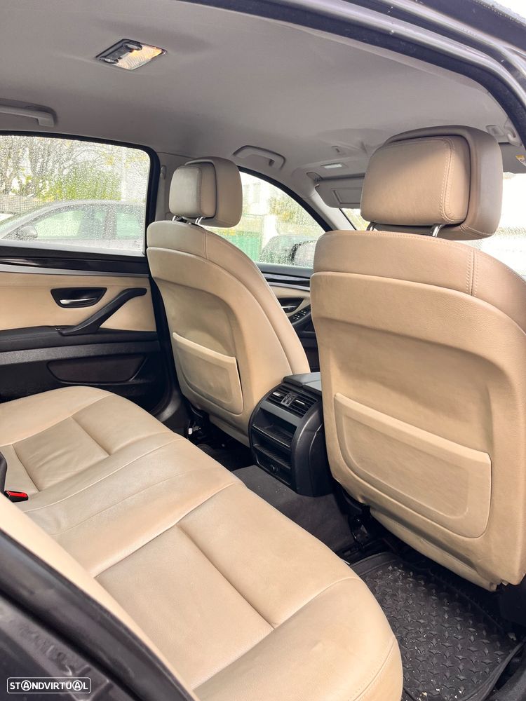 BMW 525 d Auto - 12