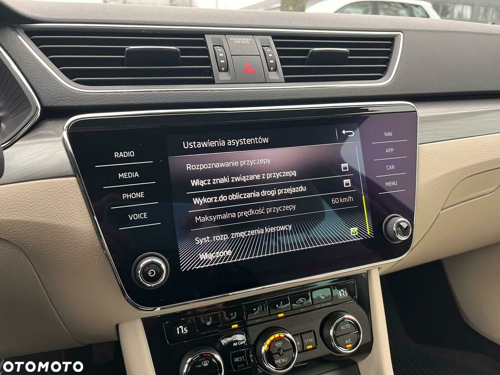 Skoda Superb - 20
