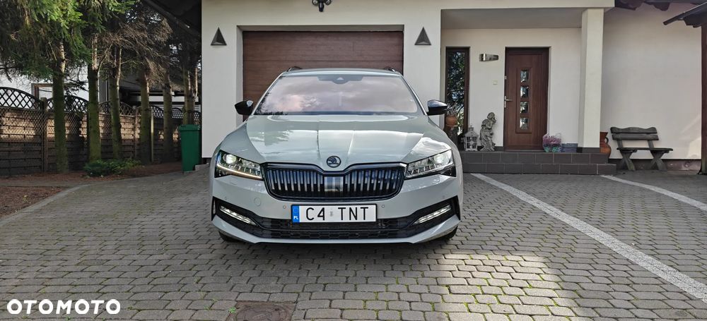 Skoda Superb 2.0 TDI SCR 4x4 Sportline DSG - 1