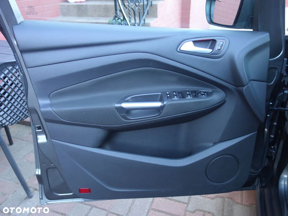 Ford C-MAX 2.0 TDCi Start-Stop-System Titanium - 28