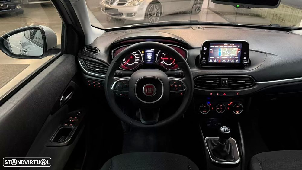 Fiat Tipo 1.3 M-Jet Lounge Tech - 28