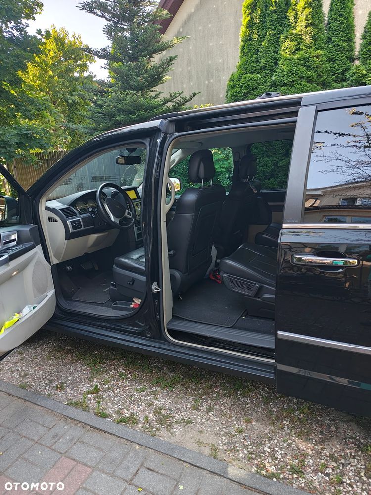Chrysler Grand Voyager 2.8 CRD Limited - 10