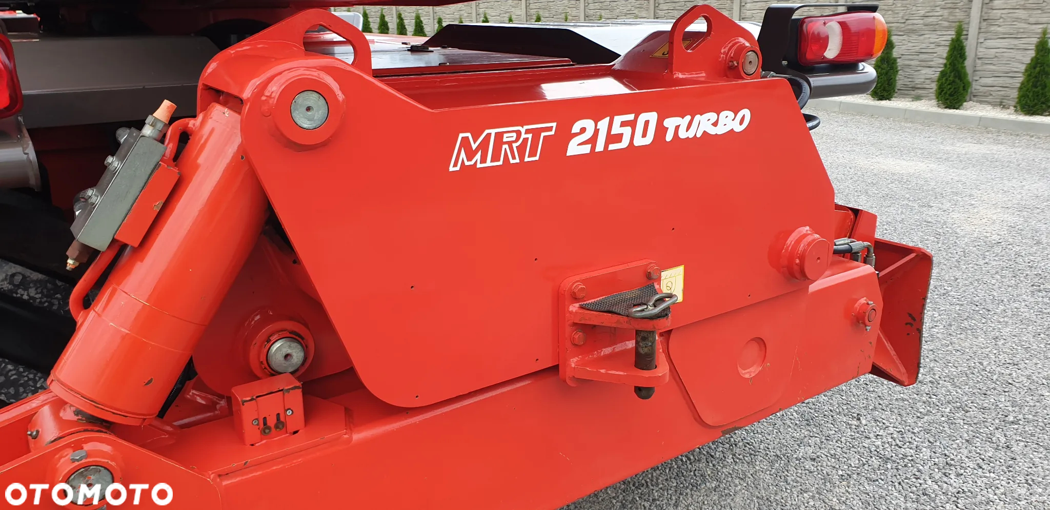 Manitou MRT2150 Privilege kosz hydr. skrętny / wciągarka/widły hydr./pilot/ sprowadzona - 33