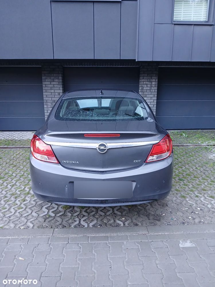 Opel Insignia 2.0 CDTI - 8