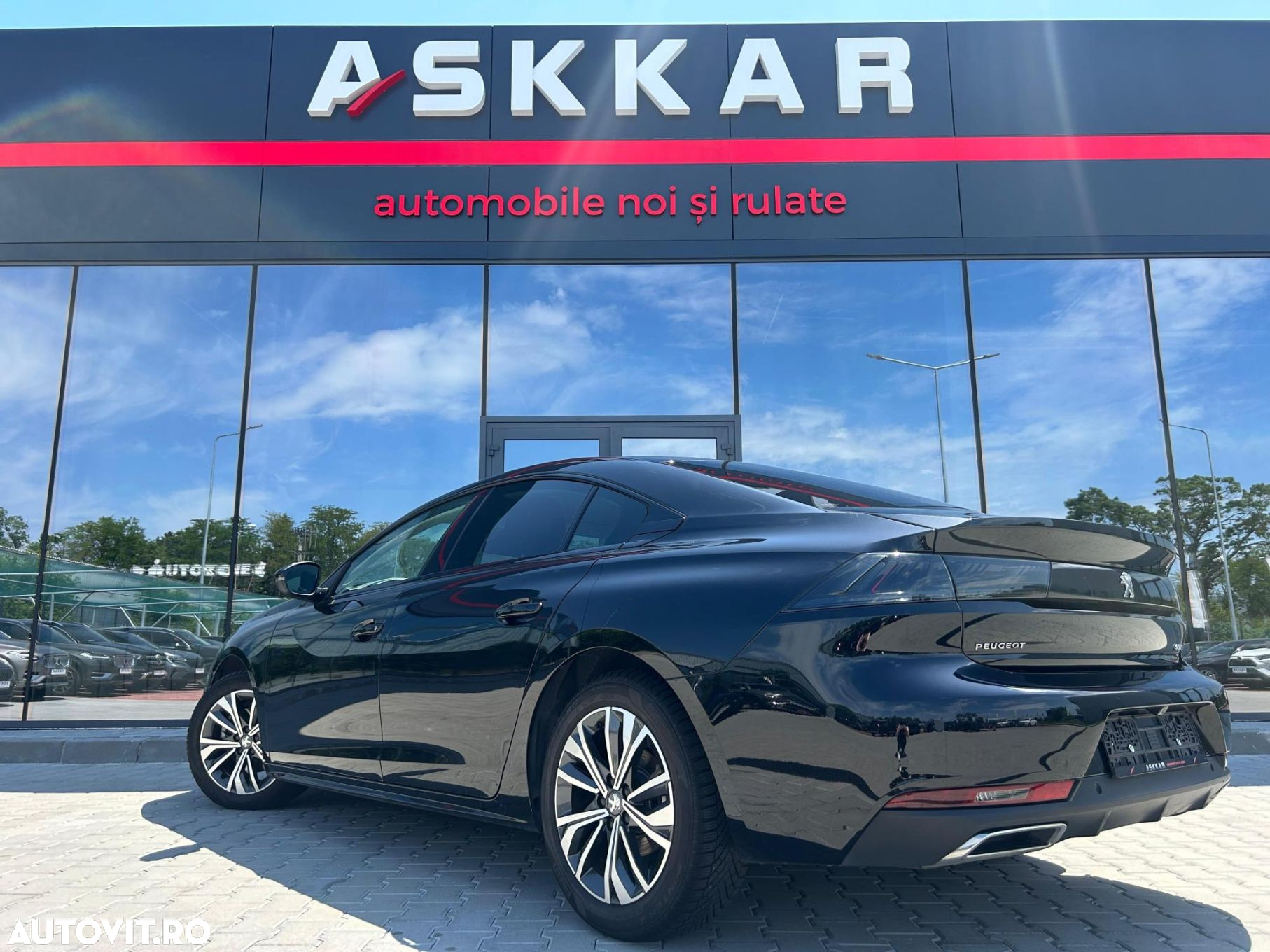 Peugeot 508 1.2L PureTech 130 S&S EAT8 Allure - 8