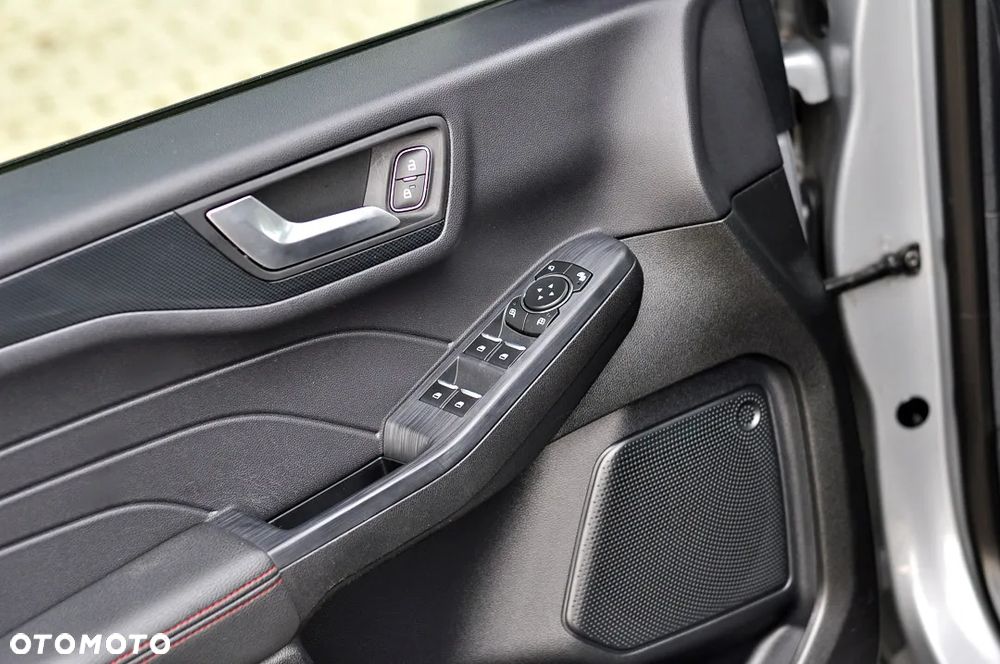 Ford Kuga 2.0 EcoBlue AWD ST-Line X - 18