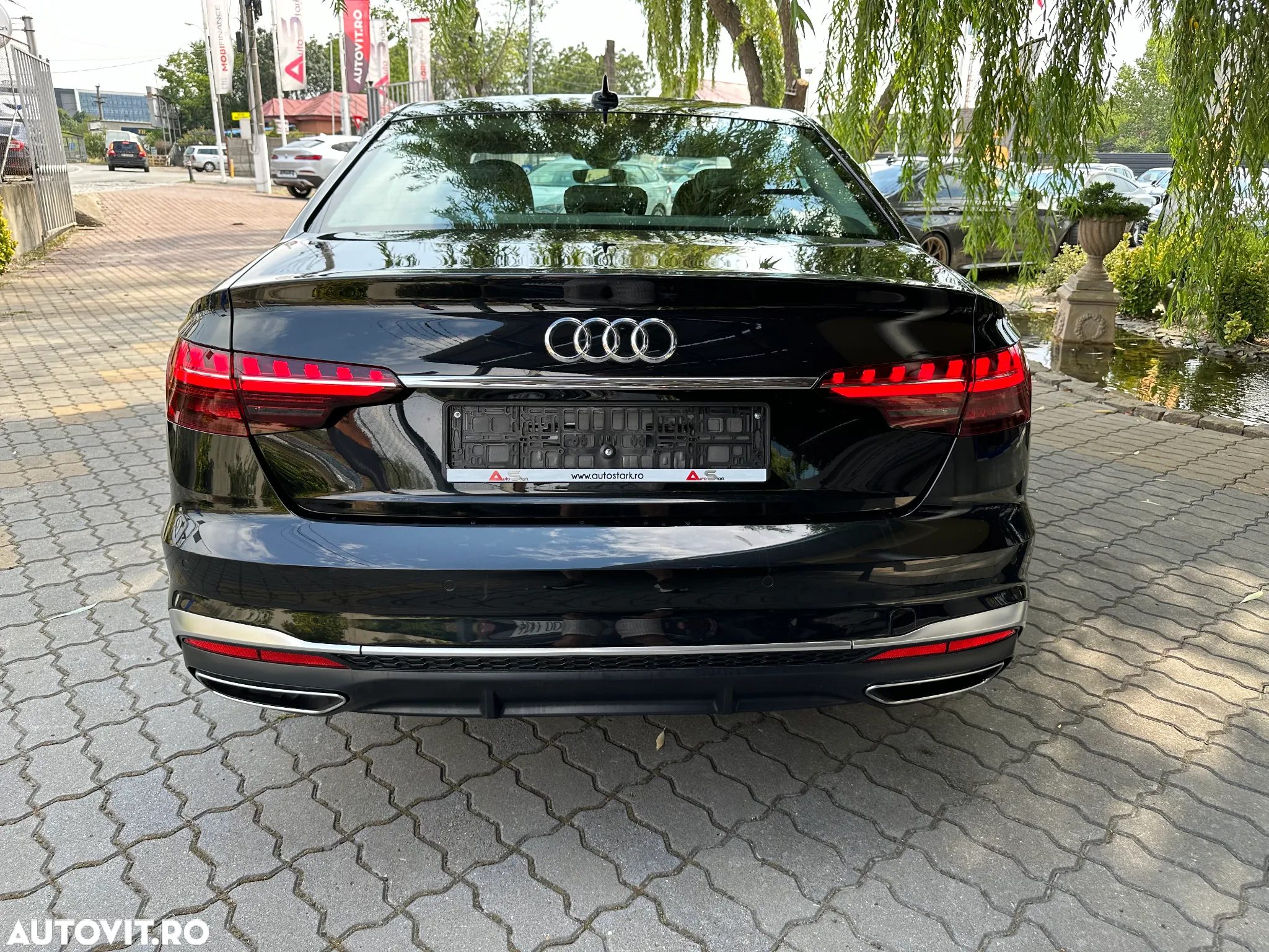 Audi A4 35 TFSI S tronic S line - 13