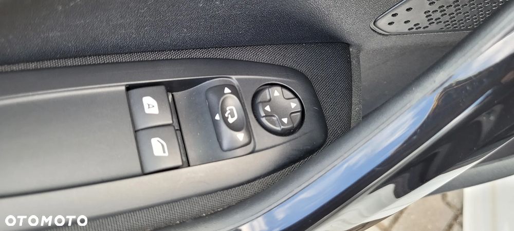 Peugeot 208 82 PureTech Style - 27