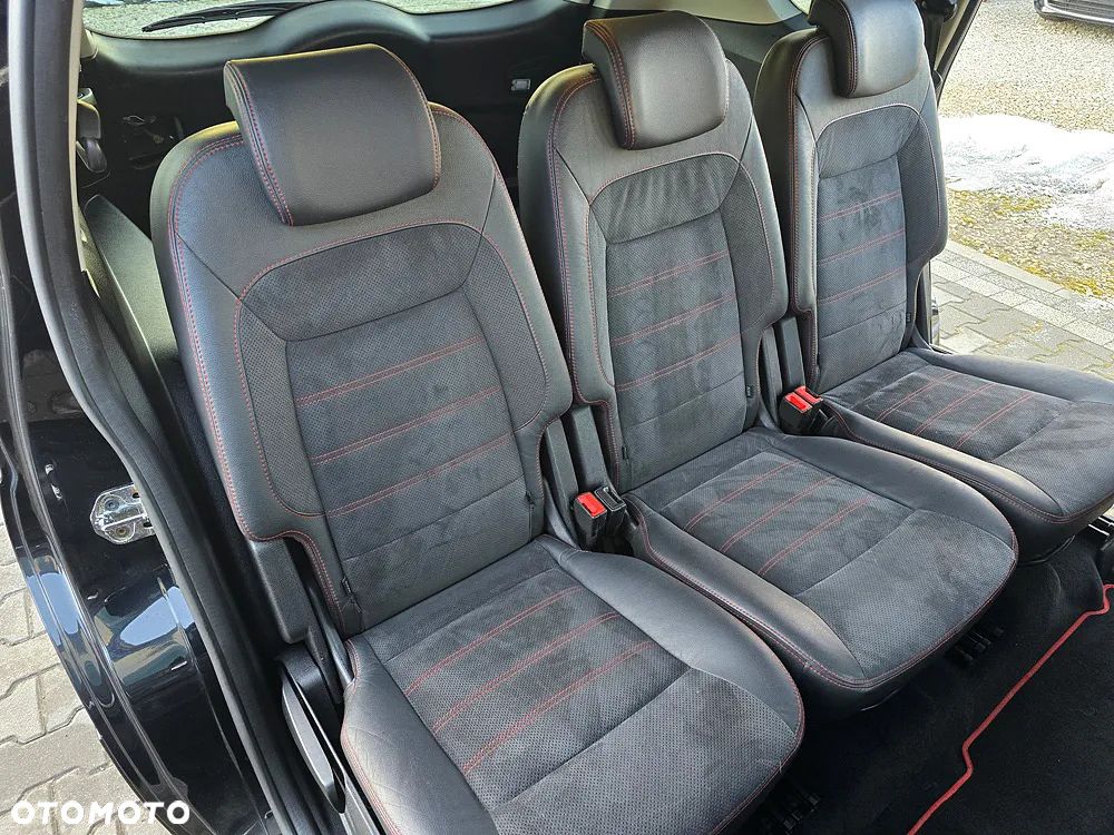 Ford S-Max 2.0 TDCi DPF Titanium X - 24