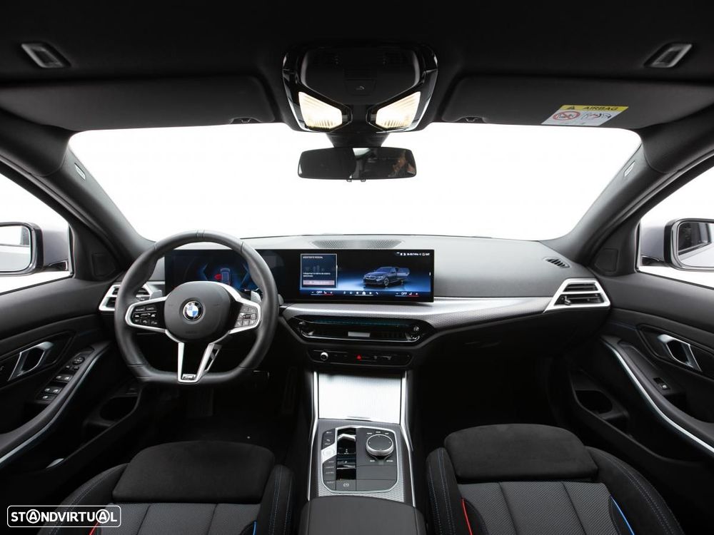 BMW 330 i xDrive Aut. - 7