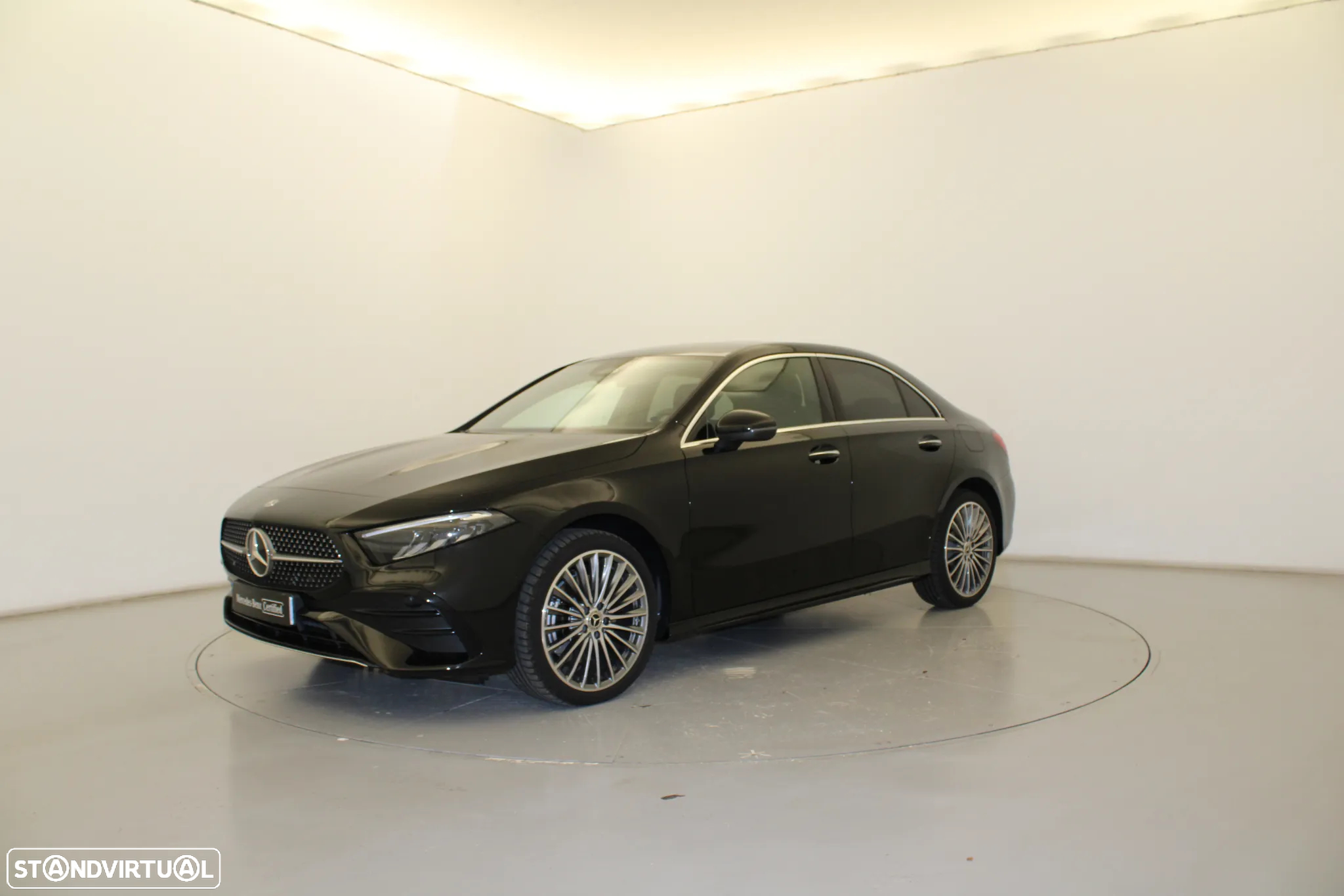 Mercedes-Benz A 250 Limousine e - 14