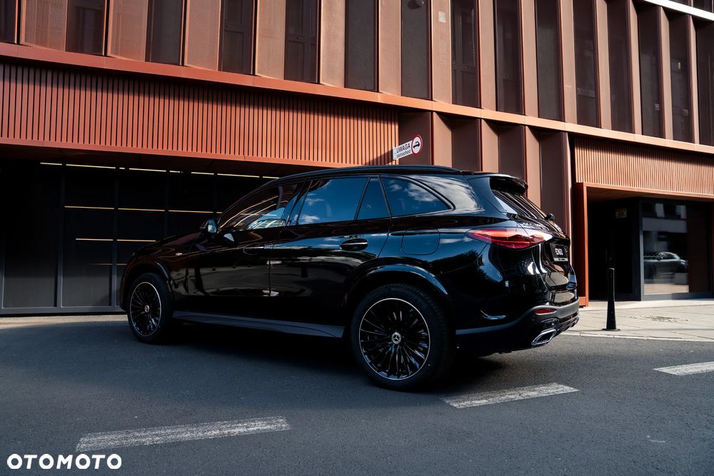 Mercedes-Benz GLC 300 mHEV 4-Matic AMG Line - 15