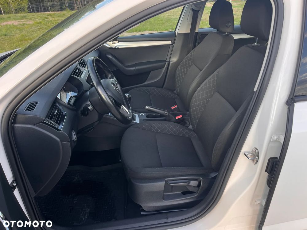 Skoda Octavia - 8