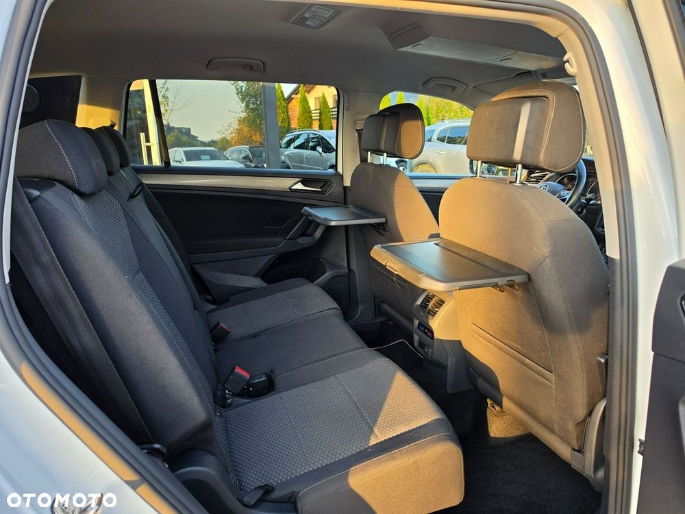 Volkswagen Tiguan Allspace - 33