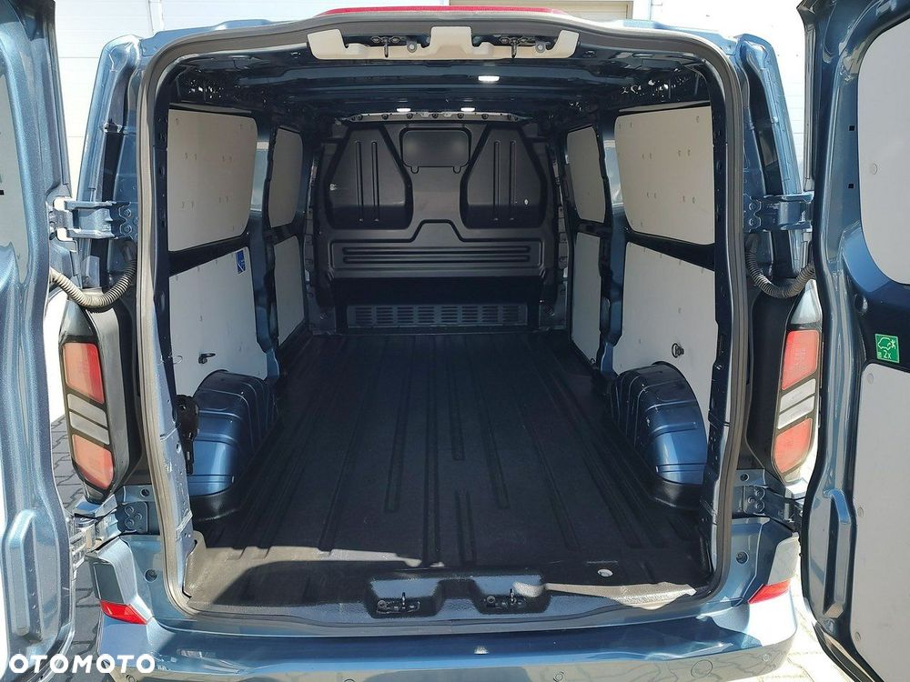 Ford Transit Custom - 19