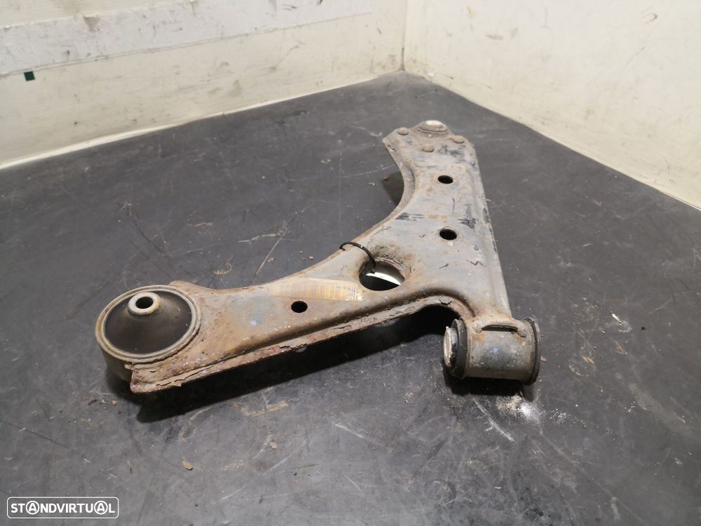 Braço Suspensão Frente Dto Opel Corsa D (S07) - 3