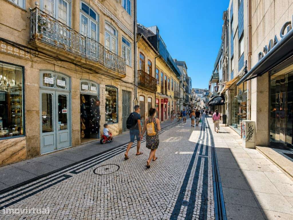 Espaço Comercial com 170m2 na Rua da Junqueira na Póvoa de Varzim - Grande imagem: 5/33