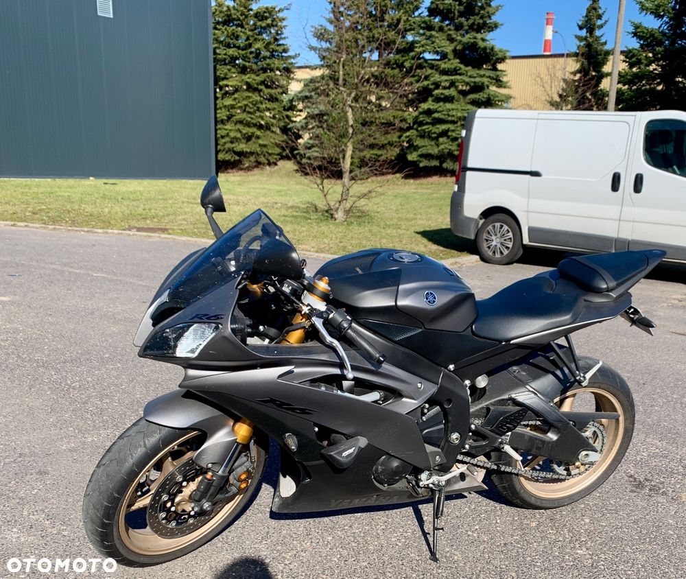 Yamaha R6 - 14