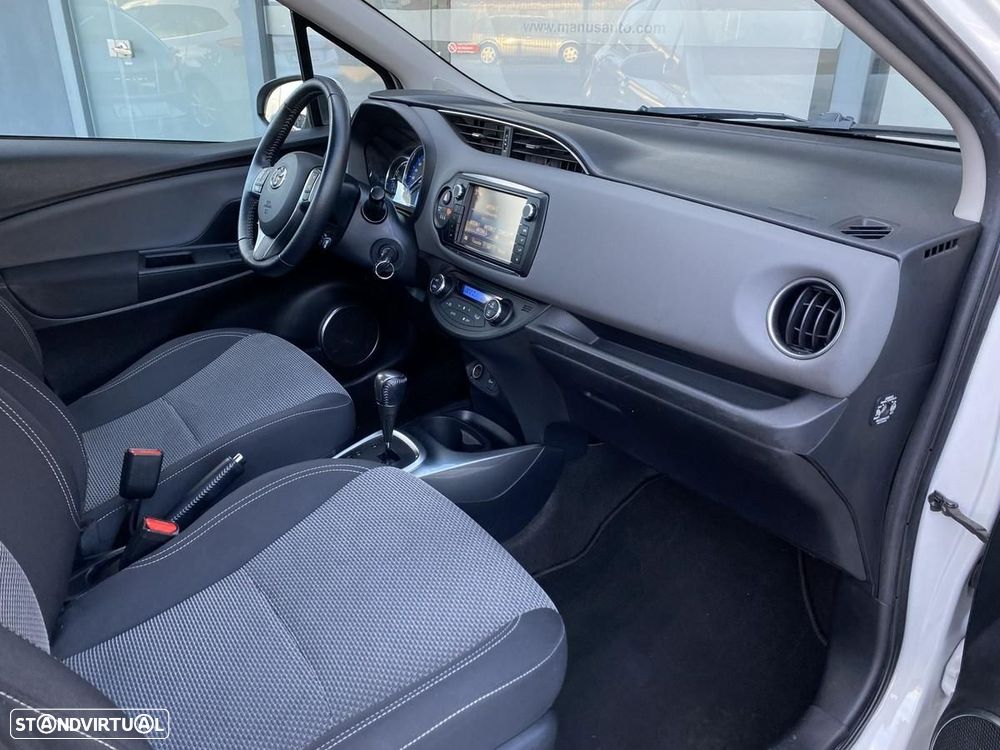 Toyota Yaris 1.5 HSD Active - 10