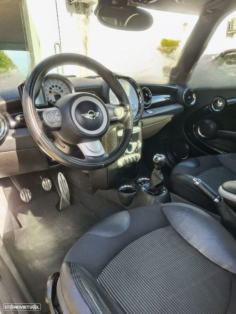 MINI 3 Portas Cooper S - 16