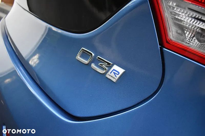 Volvo V40 D3 Drive-E SCR R-Design Momentum - 31