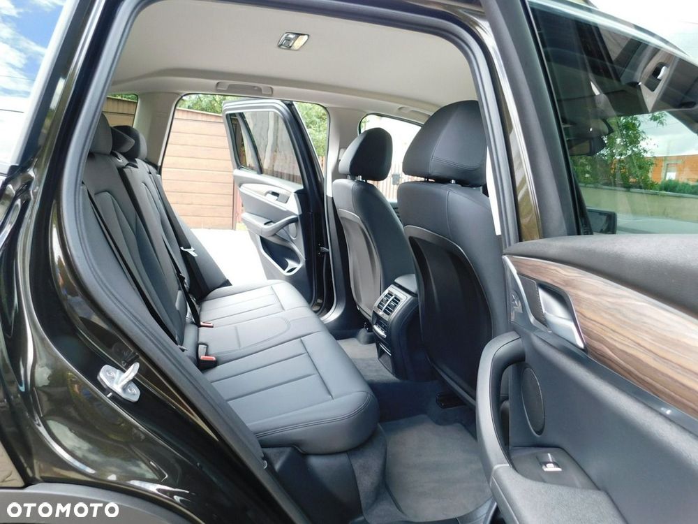BMW X3 - 11