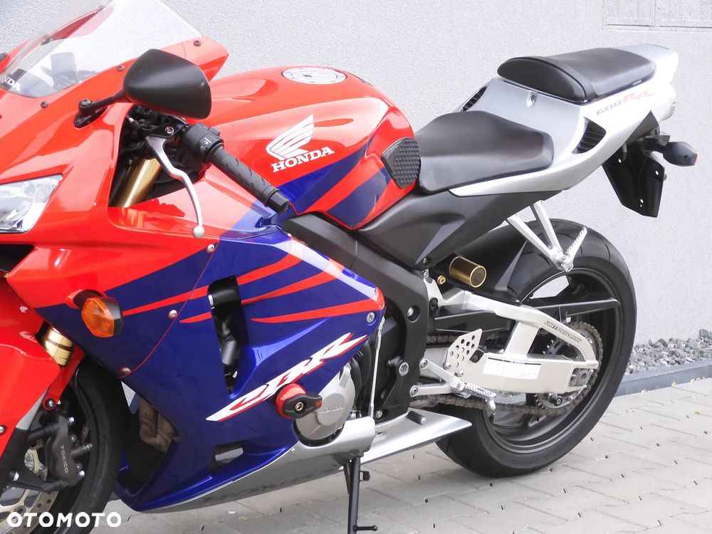 Honda CBR - 24