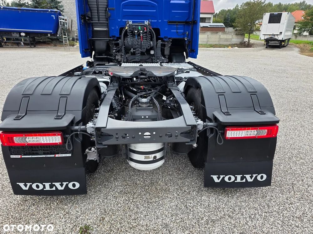 Volvo FH 2022/GLOBETROTTER/FULLLED HYDRAULIKA - 22