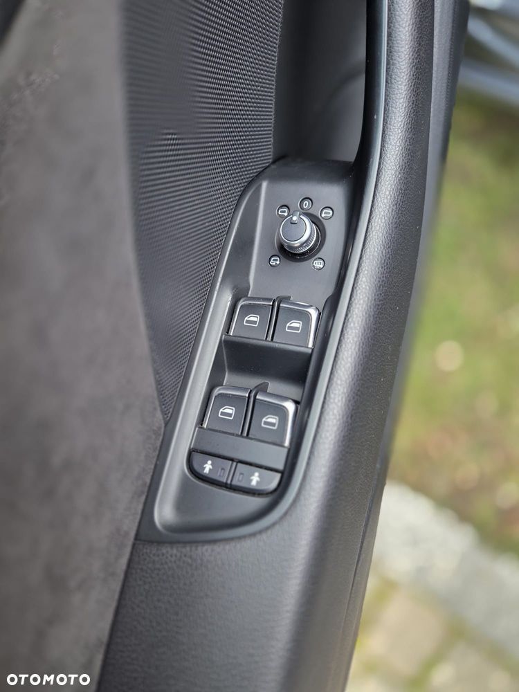 Audi A3 Sportback 2.0 TDI Ambiente - 32