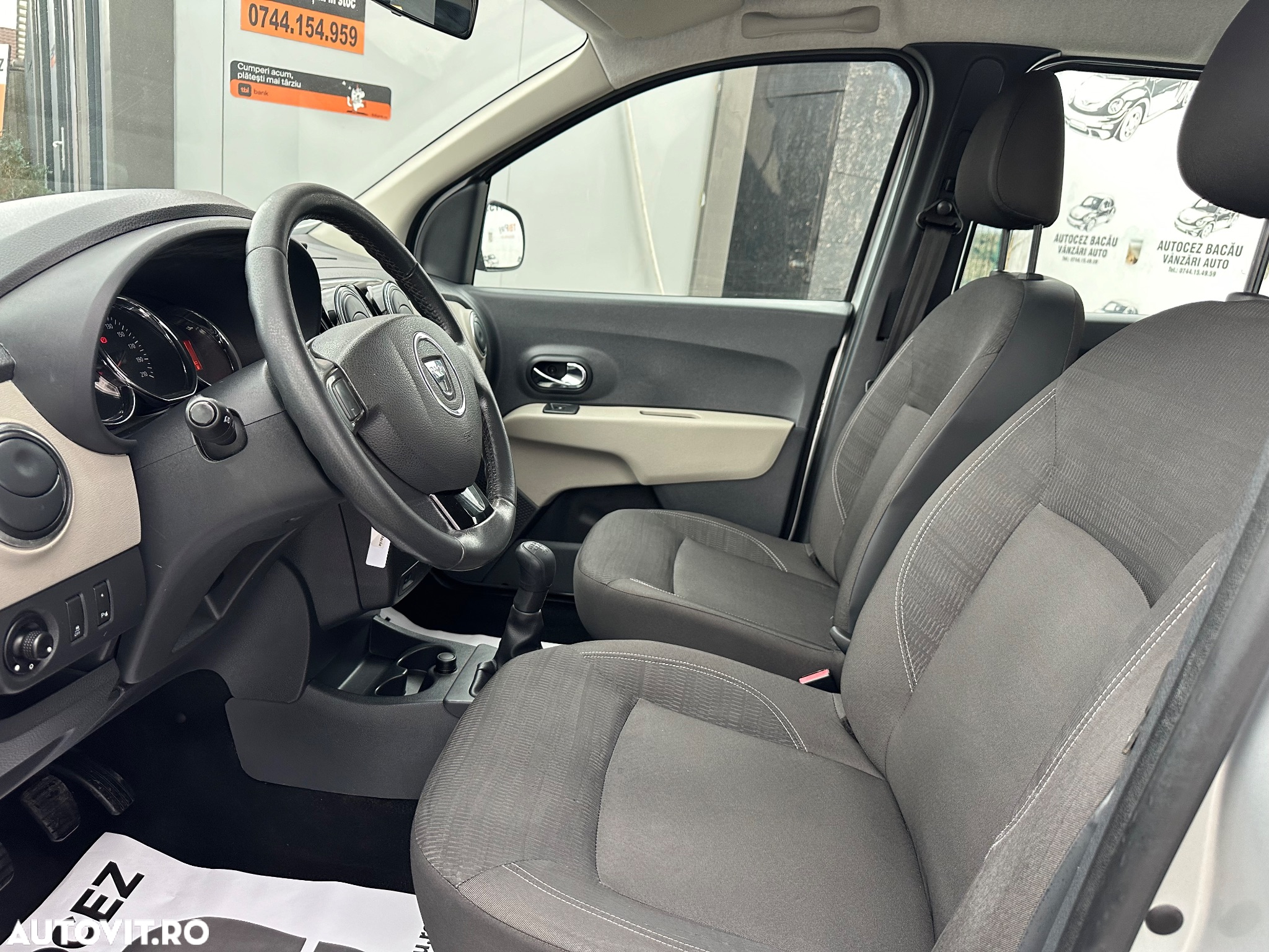 Dacia Lodgy 1.5 dCi Laureate - 13