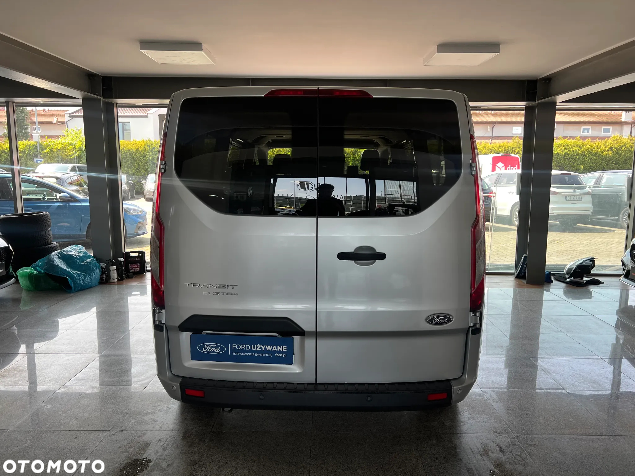 Ford Transit Custom - 13