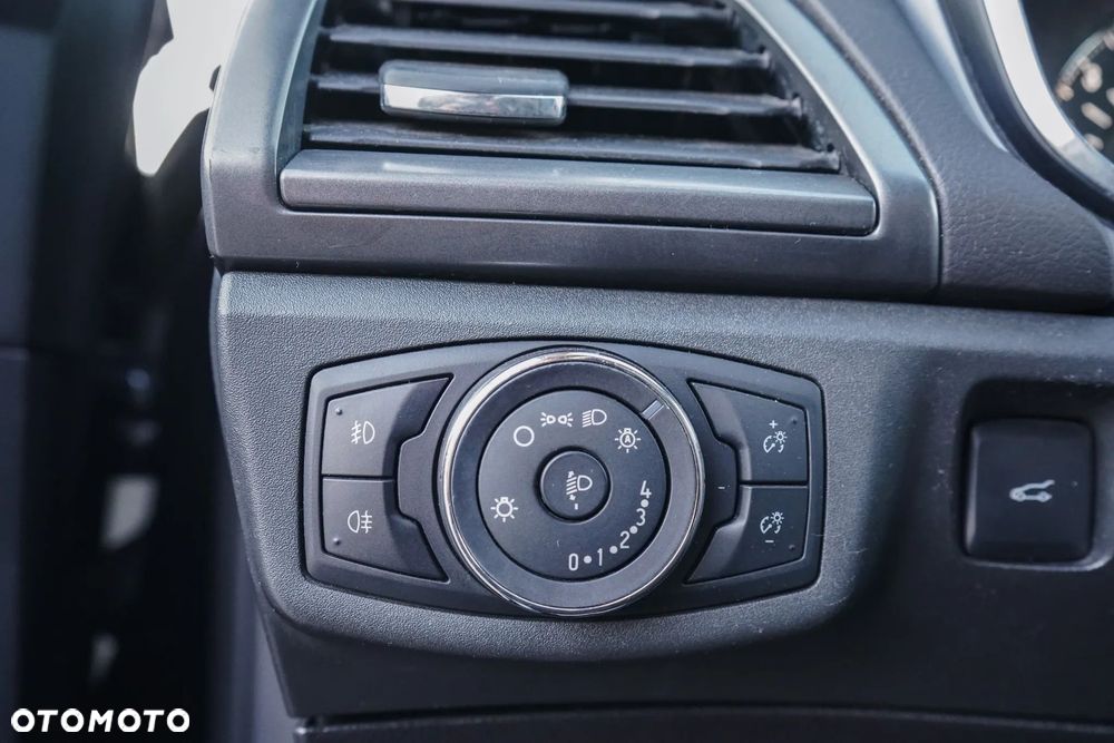 Ford Mondeo 2.0 EcoBlue Titanium - 27