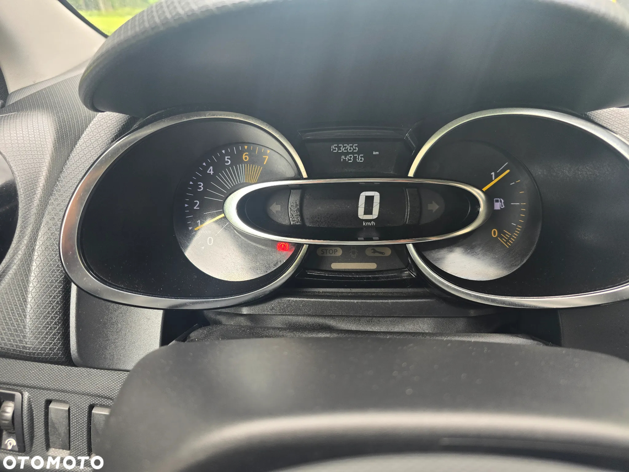 Renault Clio 1.2 16V 75 Experience - 14