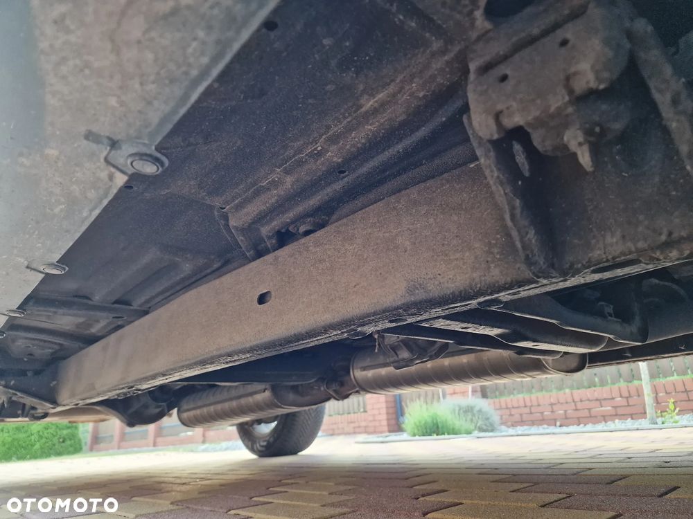 Suzuki Grand Vitara - 22