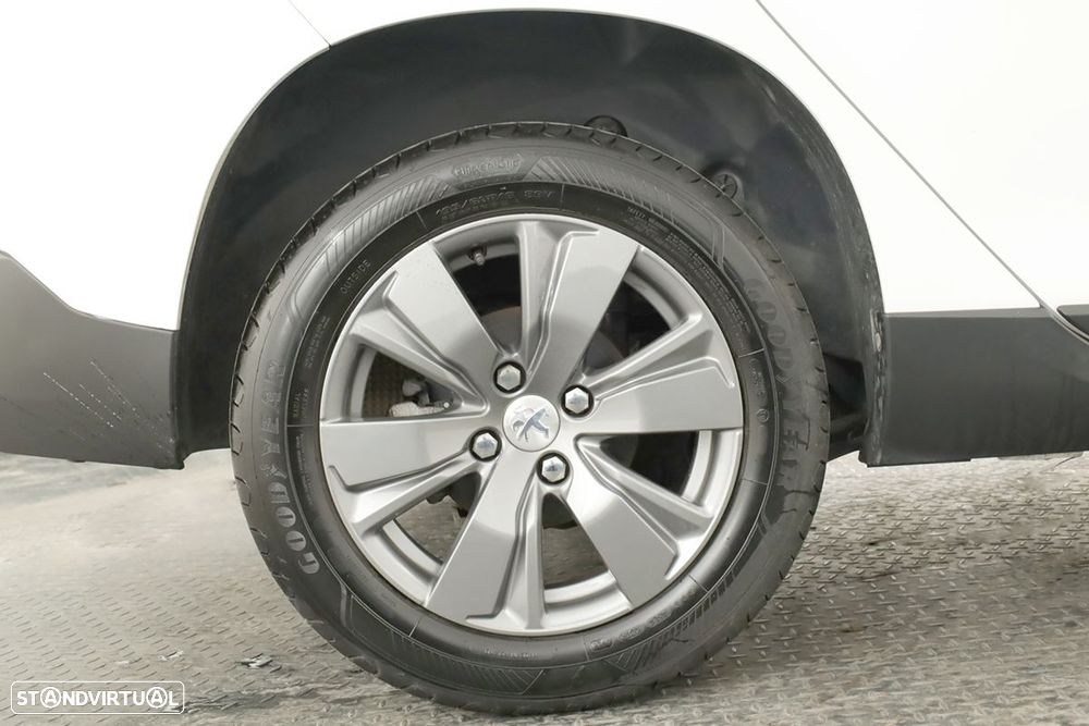 Peugeot 2008 1.2 PureTech Allure - 5