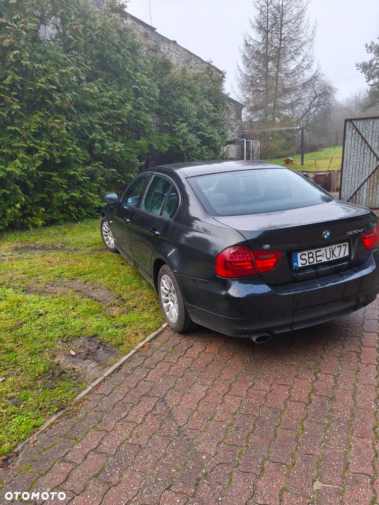 BMW Seria 3 320d - 5