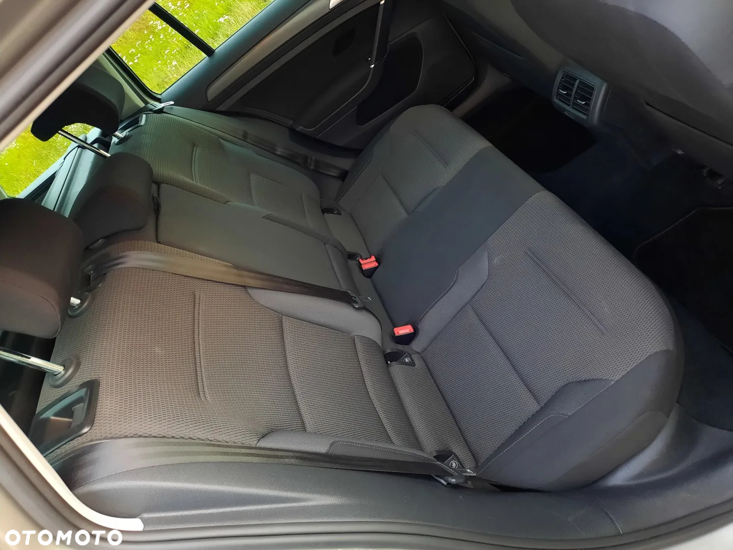 Volkswagen Golf Variant 1.6 TDI (BlueMotion Technology) Comfortline - 21