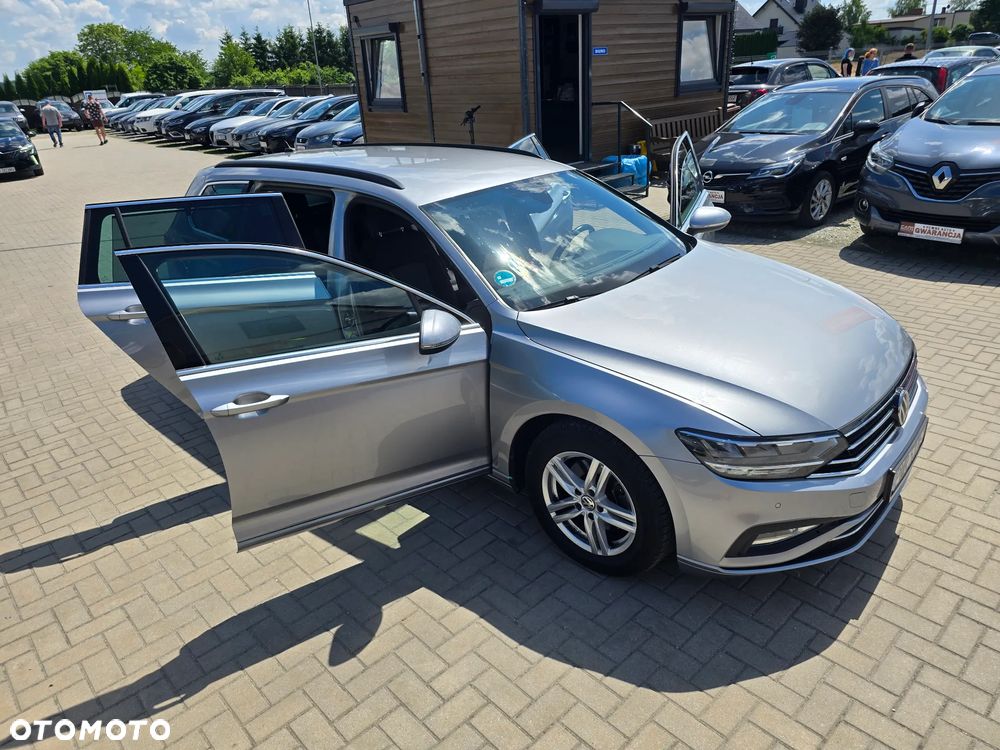 Volkswagen Passat Variant - 38
