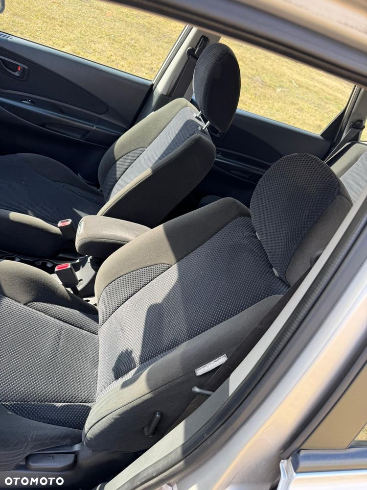 Hyundai Tucson 2.0 CRDi VGT 2WD GLS - 7