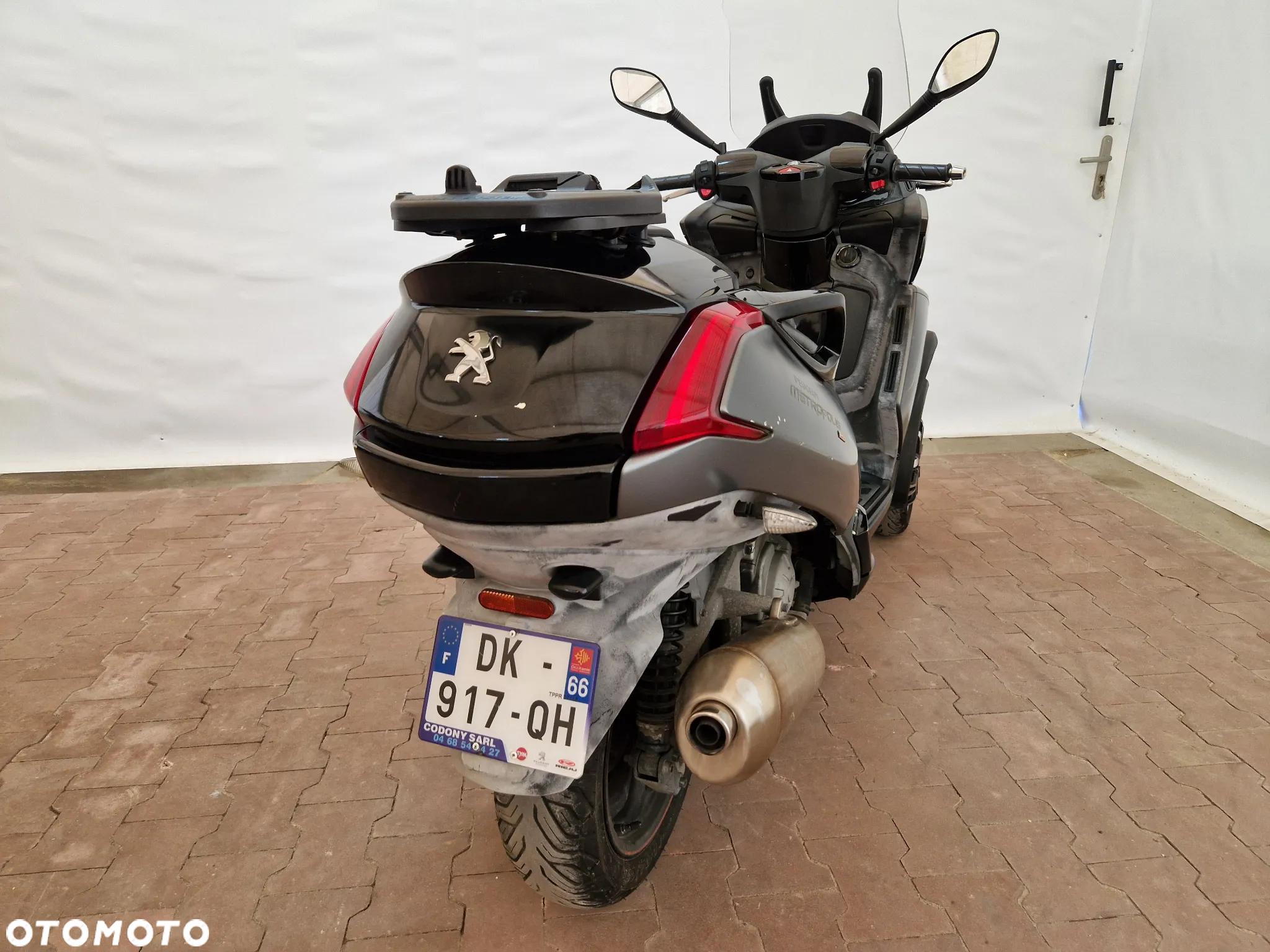 Peugeot Metropolis - 26