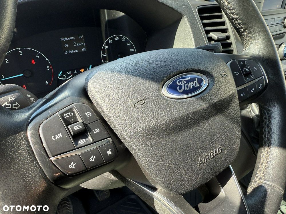 Ford Transit - 13