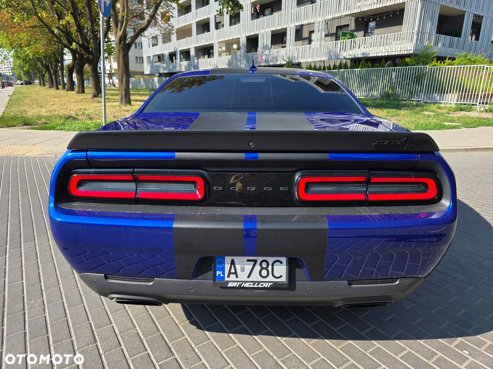 Dodge Challenger 6.2 Hellcat - 27