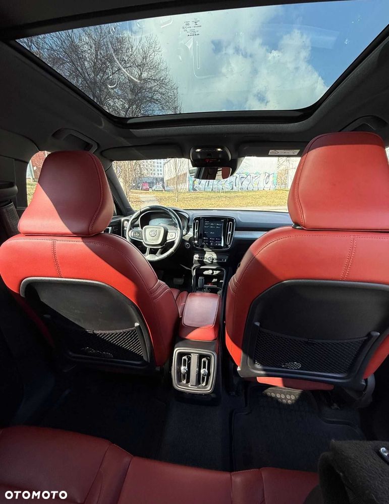 Volvo XC 40 D4 AWD R-Design (Intro Edition) - 5