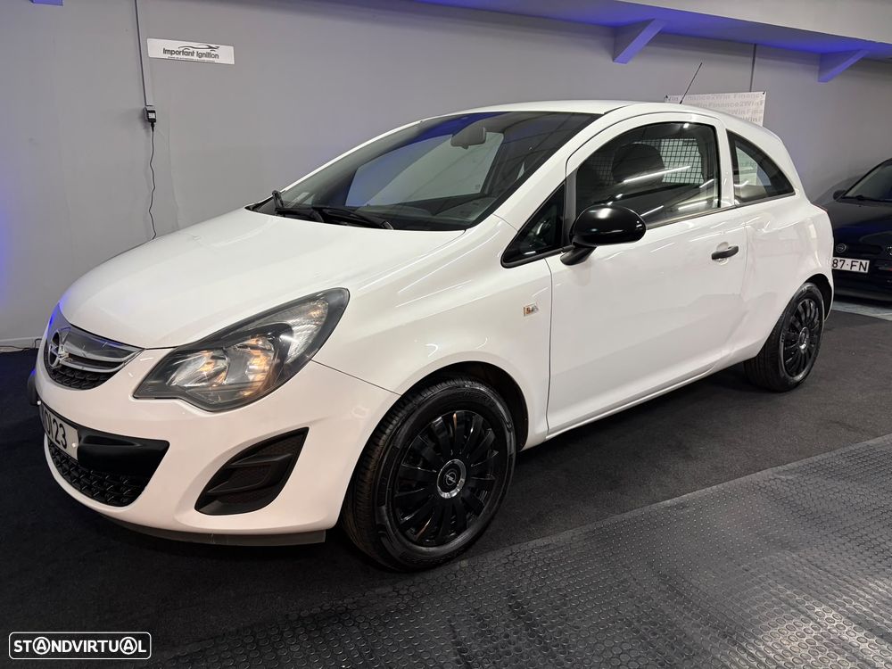 Opel Corsa Van - 11