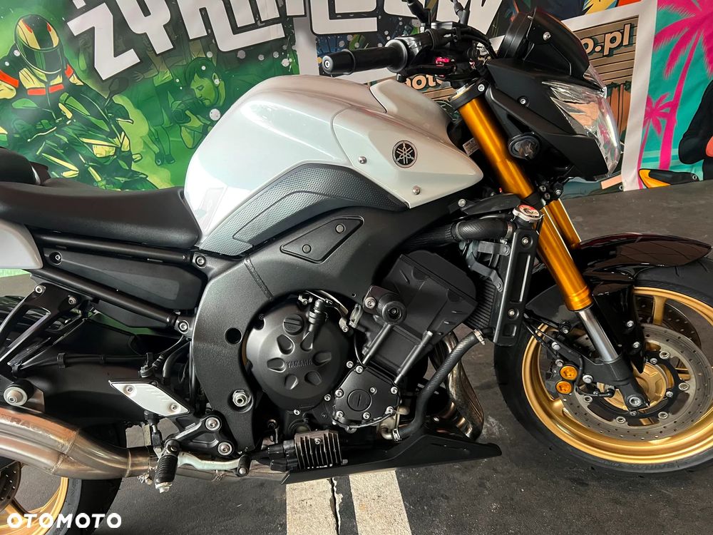 Yamaha FZ - 6