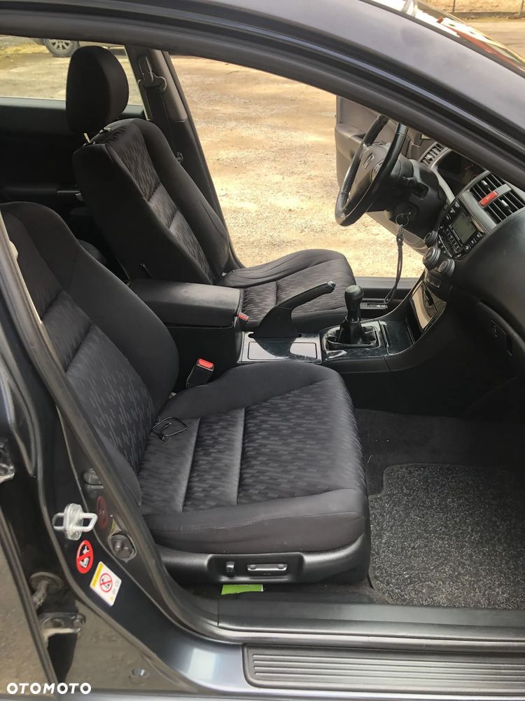 Honda Accord 2.0 Executive - 15