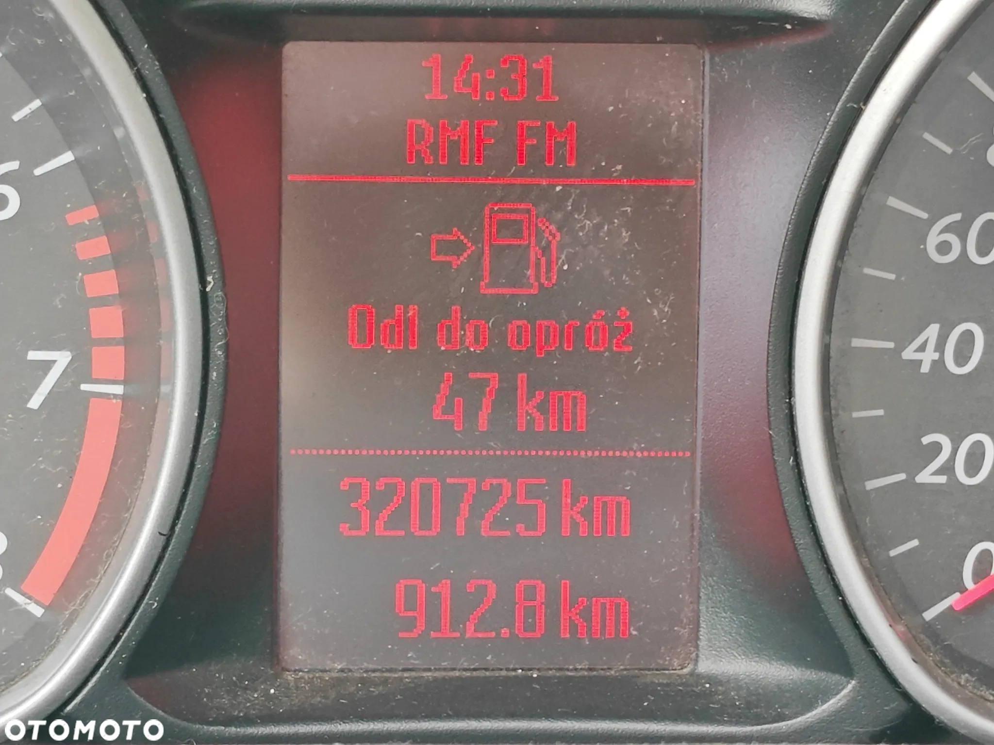 Ford S-Max 2.0 Ambiente - 23