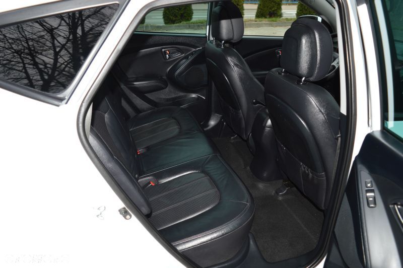 Hyundai ix35 - 23